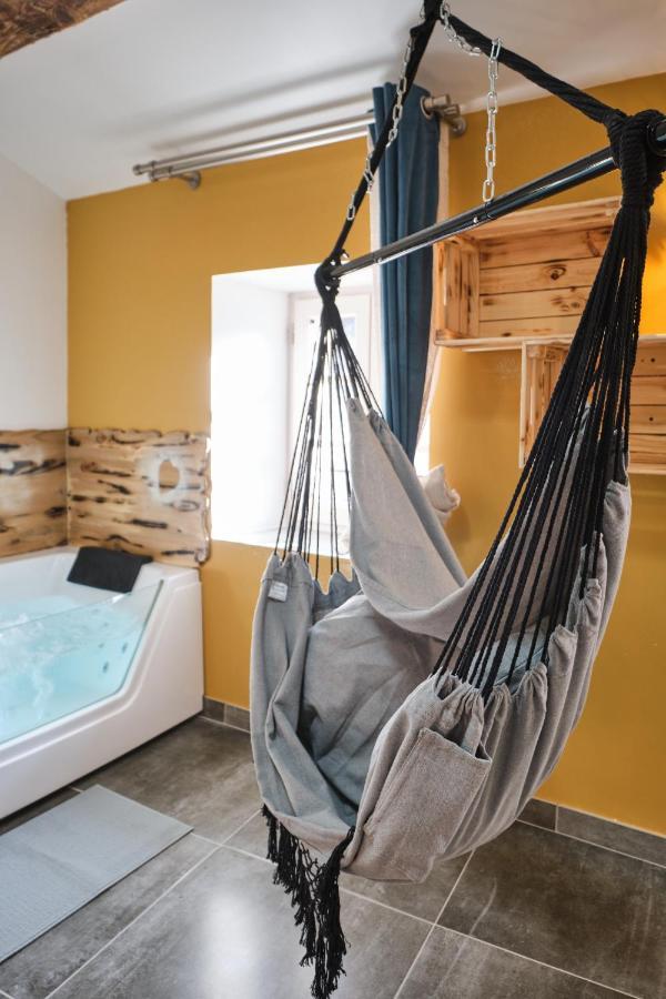 Place Carnot - Studio Tout Equipe Avec Jacuzzi Proche Toutes Commodites การ์กาซอน ภายนอก รูปภาพ