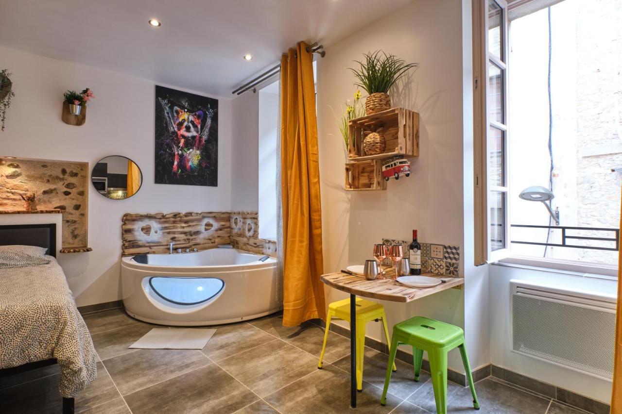 Place Carnot - Studio Tout Equipe Avec Jacuzzi Proche Toutes Commodites การ์กาซอน ภายนอก รูปภาพ