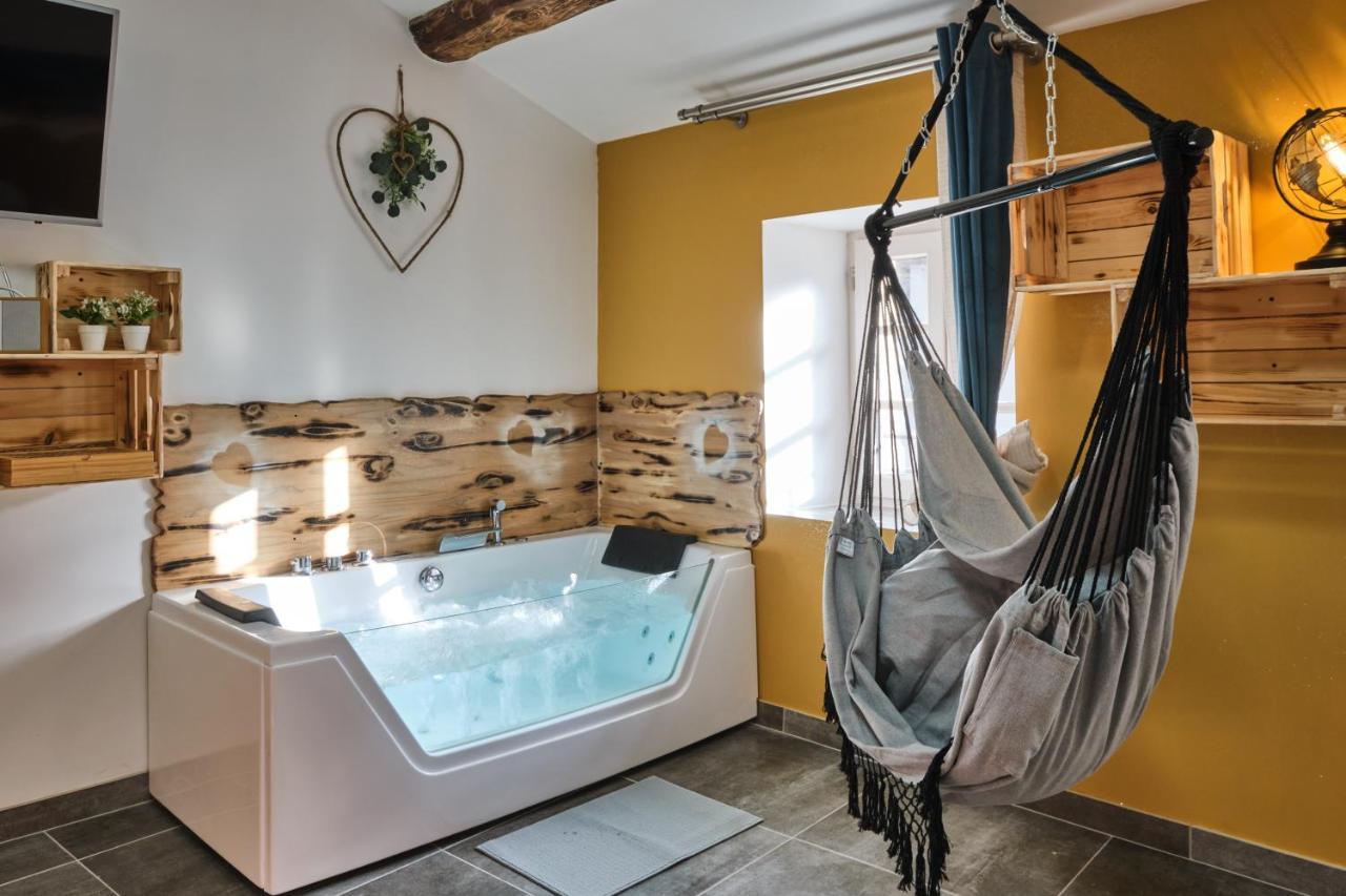 Place Carnot - Studio Tout Equipe Avec Jacuzzi Proche Toutes Commodites การ์กาซอน ภายนอก รูปภาพ