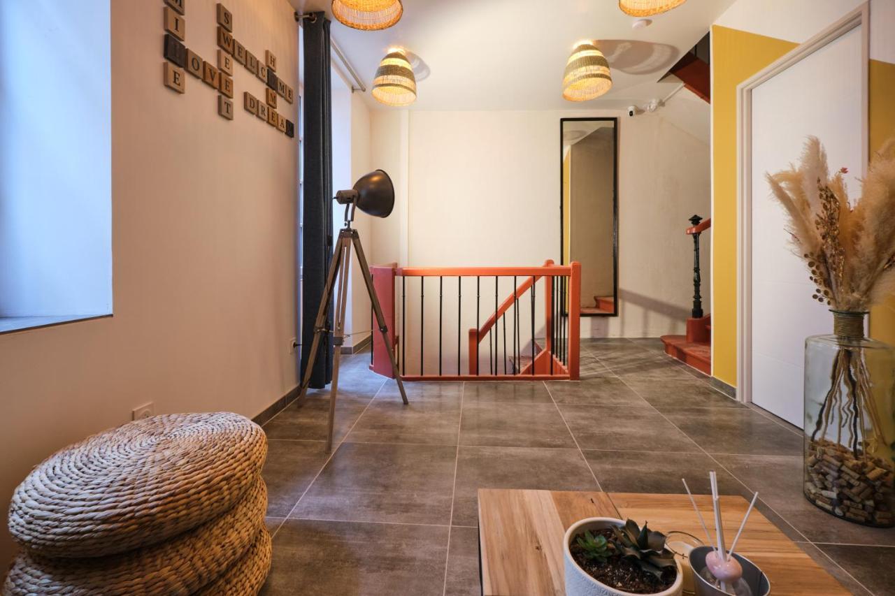 Place Carnot - Studio Tout Equipe Avec Jacuzzi Proche Toutes Commodites การ์กาซอน ภายนอก รูปภาพ