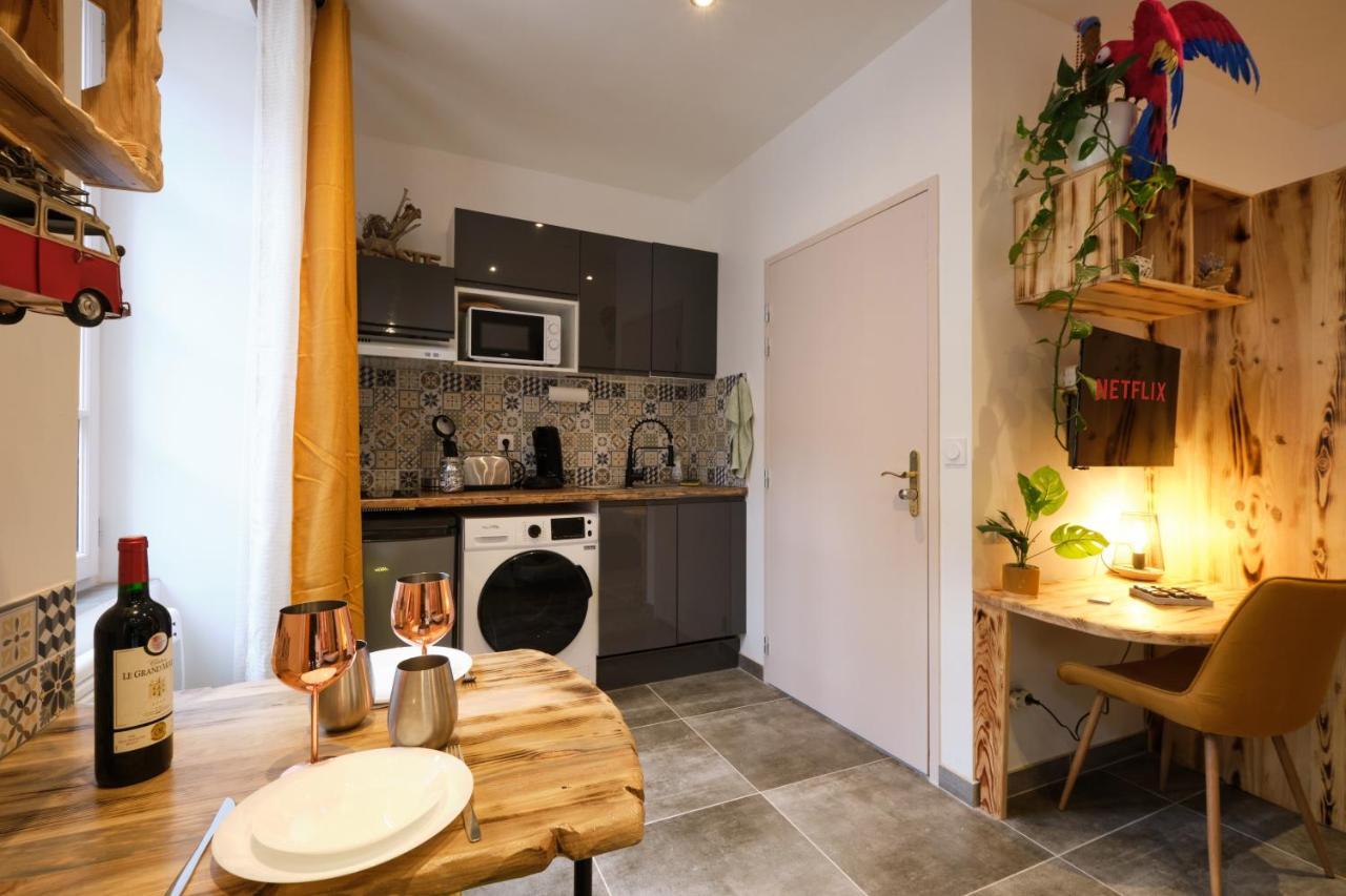 Place Carnot - Studio Tout Equipe Avec Jacuzzi Proche Toutes Commodites การ์กาซอน ภายนอก รูปภาพ